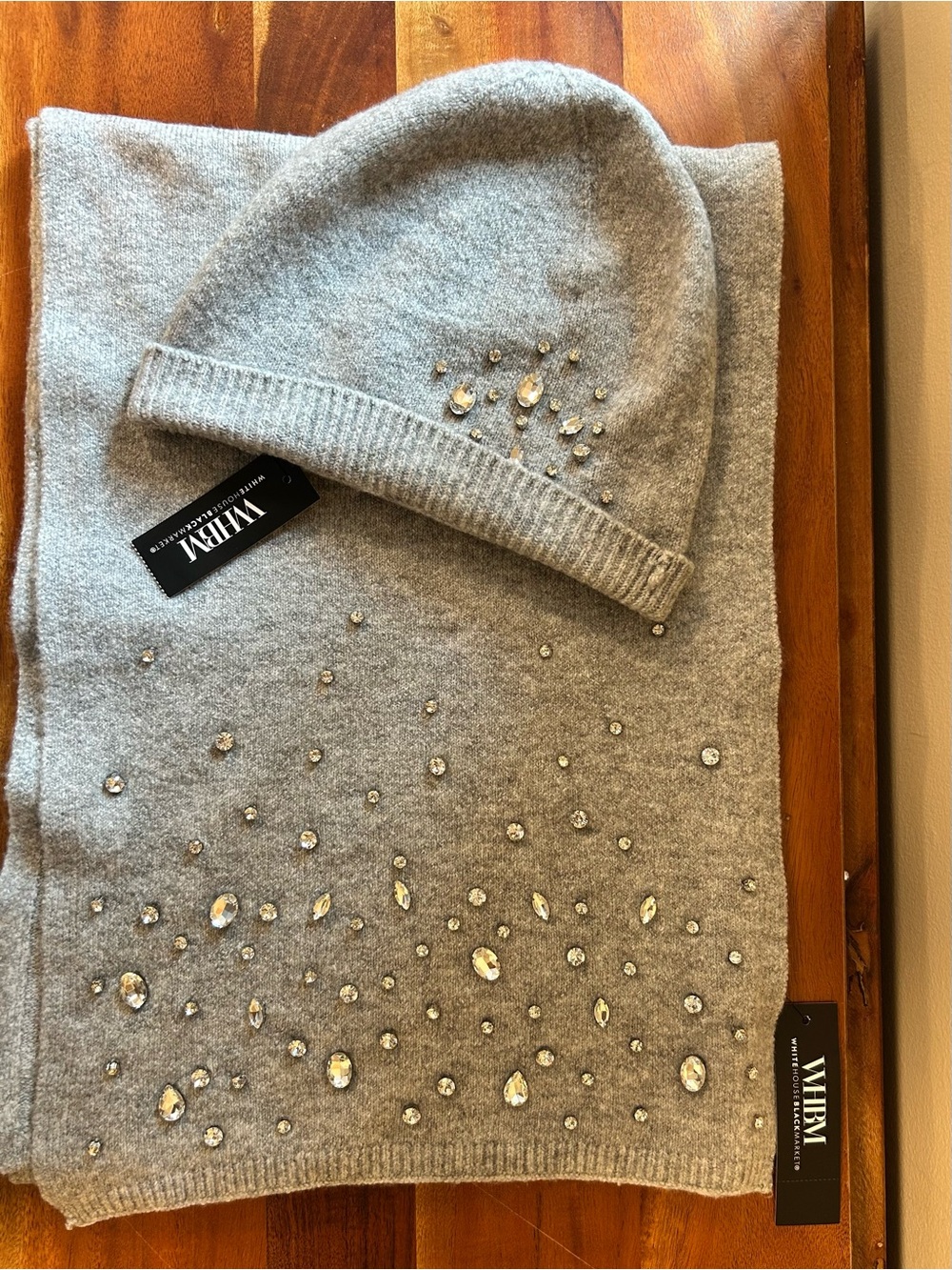 Set of White House Black Market Hat & Scarf